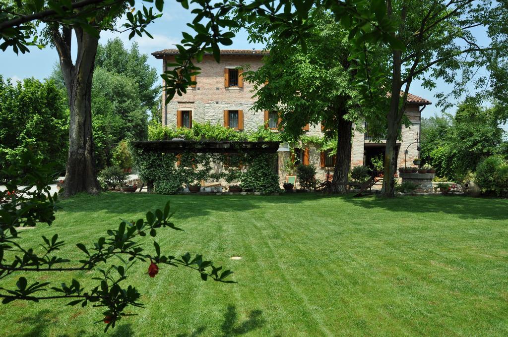 Aiceltis Bed & Breakfast 2*